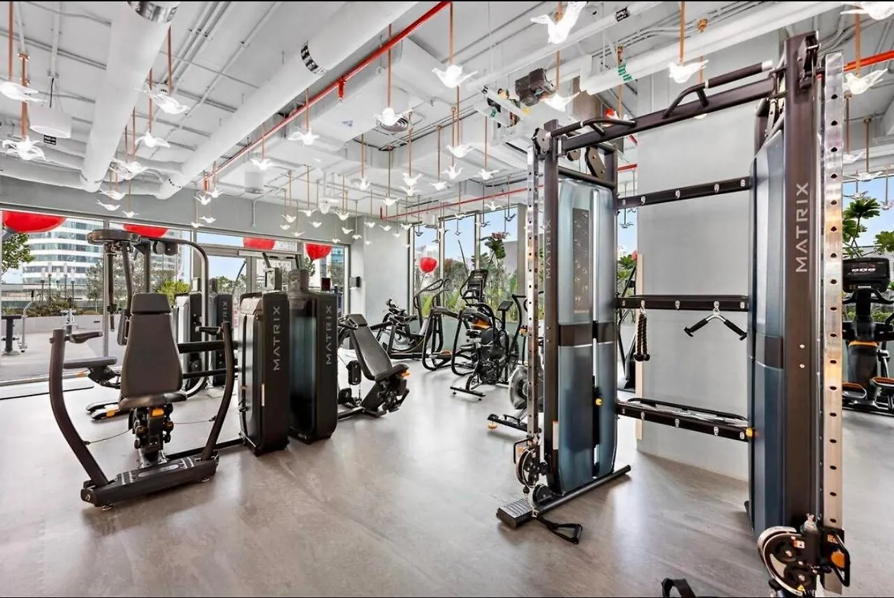Mag 318 - 3 Min Walk To Dubai Mall - Luxury Studio - Pool & Sls View Apartment